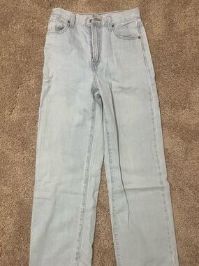 Levi's Women's Straight-Leg Jeans in Pale Blue